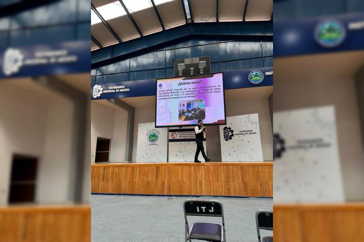 Fortalece FGE la prevención digital entre estudiantes de Jiquilpan