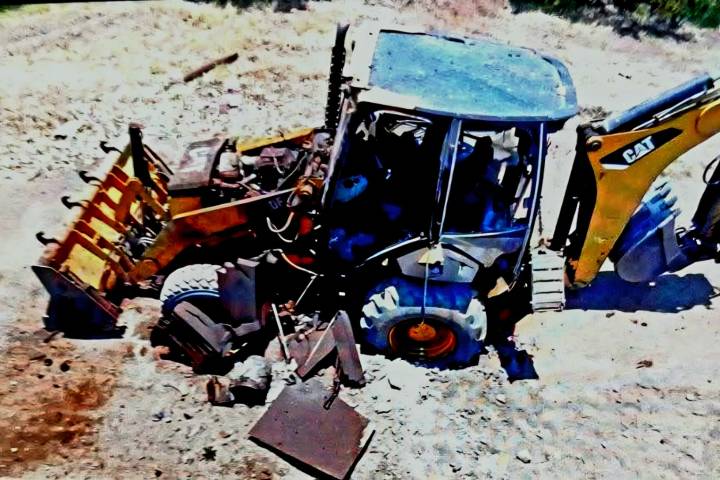 Operador de maquinaria pesada herido, tras estallido de explosivo improvisado en Loma de Los Hoyos